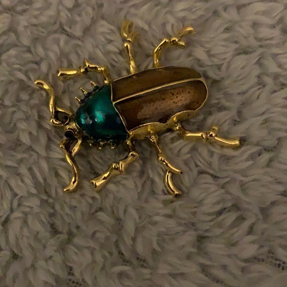 Vintage Jewelry - Vintage bug brooch
